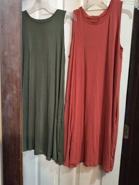 Lot of 2 Sleeveless.Time & Tru Midi Poly/Cotton Summer Dresses Large